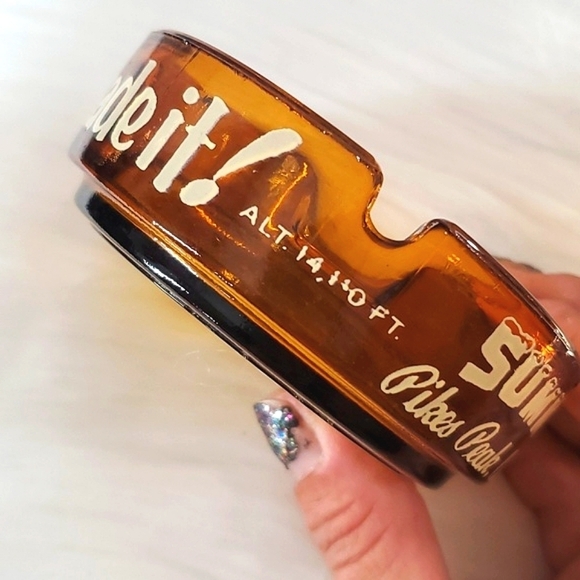 Vintage Amber Glass Pikes Peak Hiking Colorado Collectible Ashtray 3.5" - Picture 4 of 10